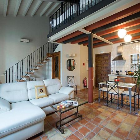 Apartamentos Senorio De Haro 3000 Bagian luar foto