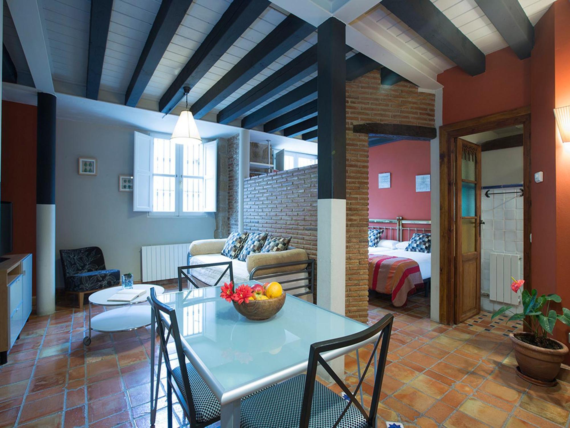 Apartamentos Senorio De Haro 3000 Bagian luar foto
