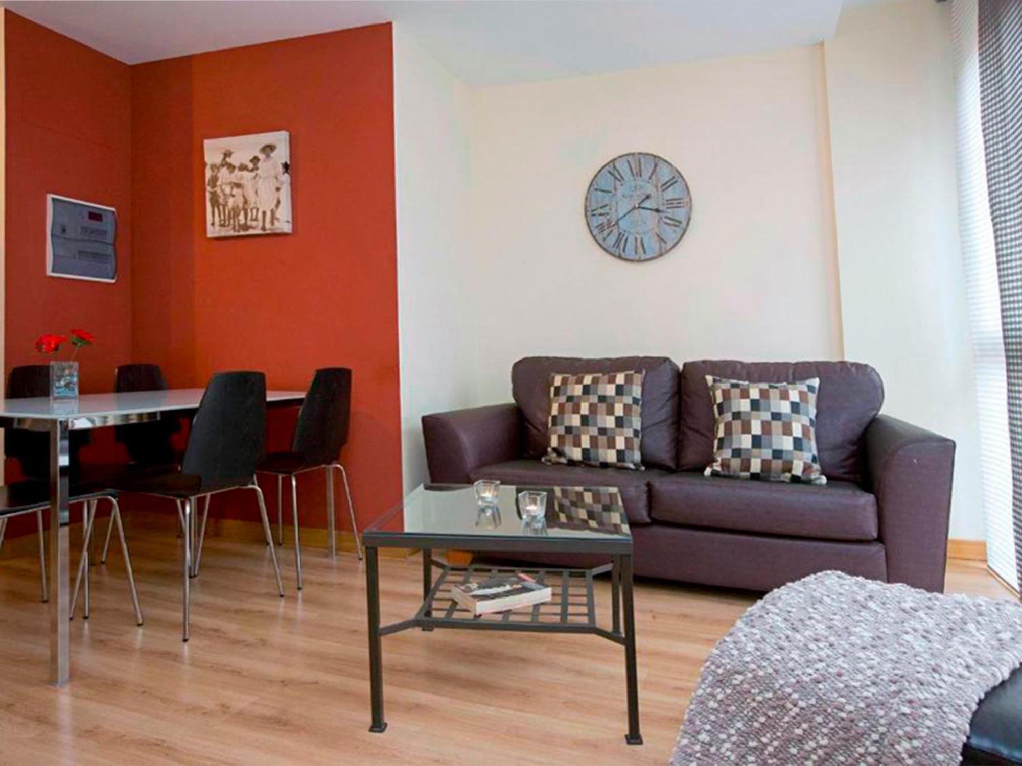 Apartamentos Senorio De Haro 3000 Bagian luar foto