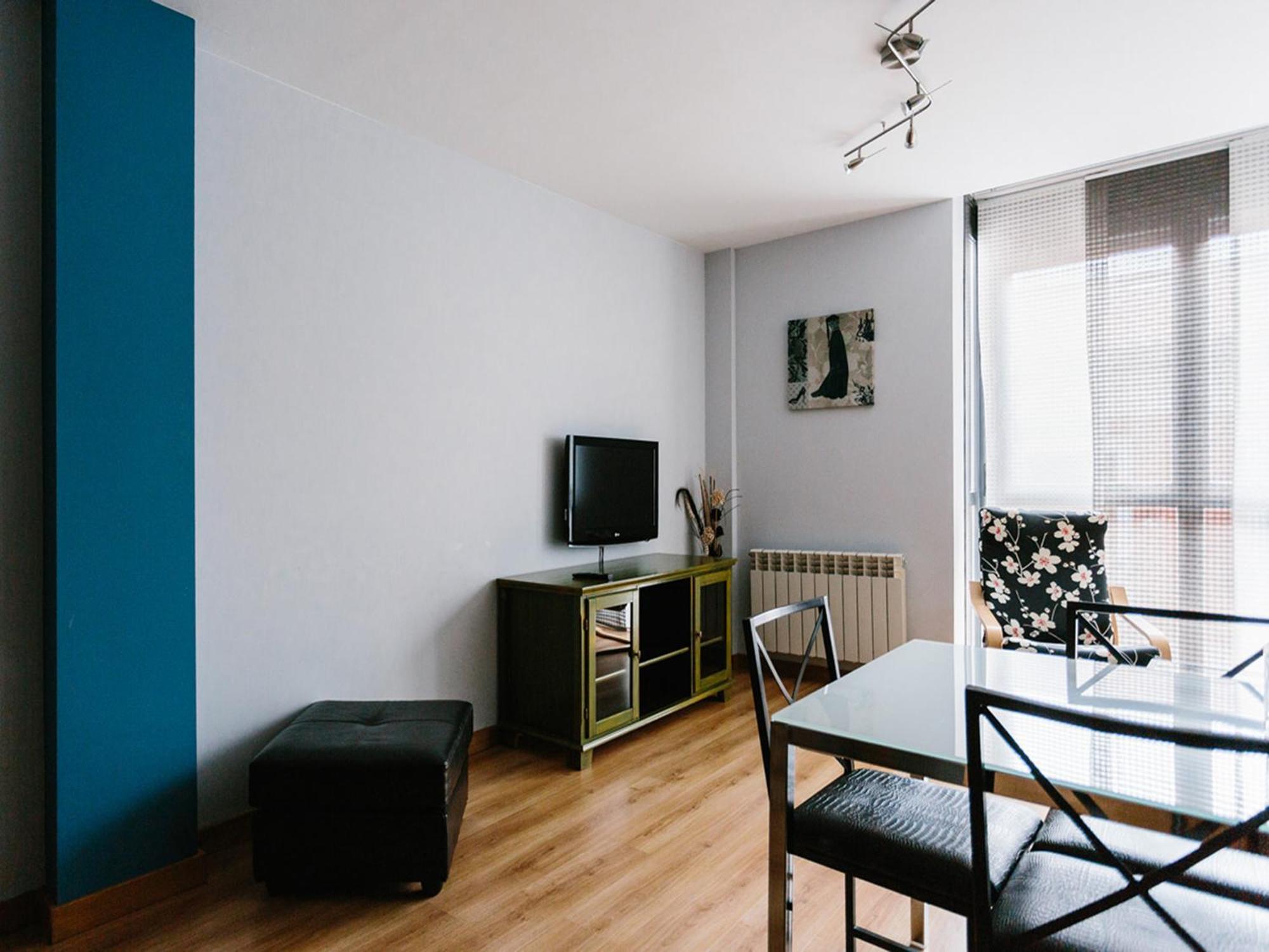 Apartamentos Senorio De Haro 3000 Bagian luar foto