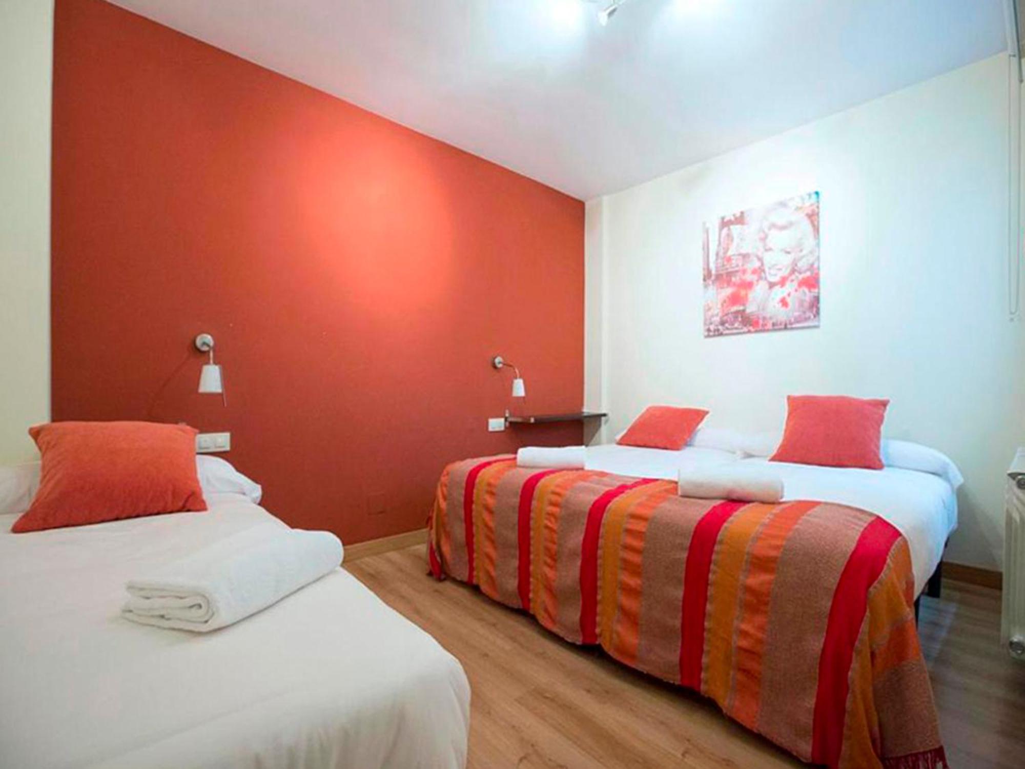 Apartamentos Senorio De Haro 3000 Bagian luar foto